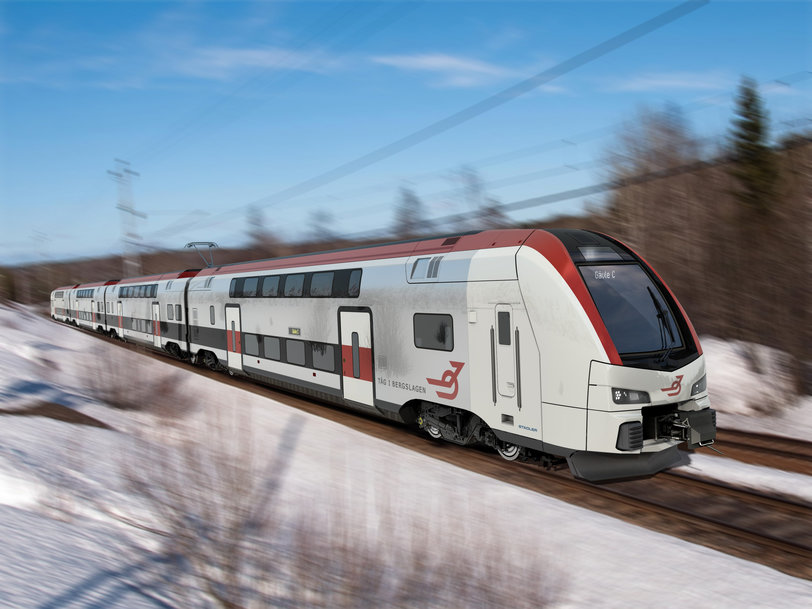 AB Transitio, Tåg i Bergslagen and Stadler attend signing ceremony to celebrate the order of seven more trains for Sweden as passengers give trains the thumbs-up